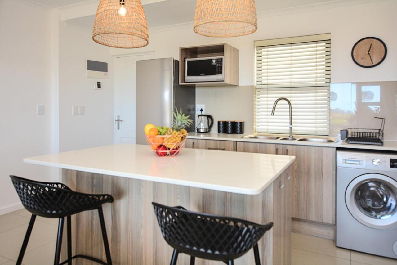 Designer Beachfront Apartment In Big Bay With Swimming Pool- 2 Bedroom, 1 Azure เคปทาวน์ ภายนอก รูปภาพ